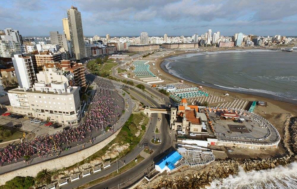 Mar del Plata, en plena Maratón, vista desde el aire (Redes sociales).