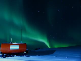 Aurora austral en la Base Belgrano