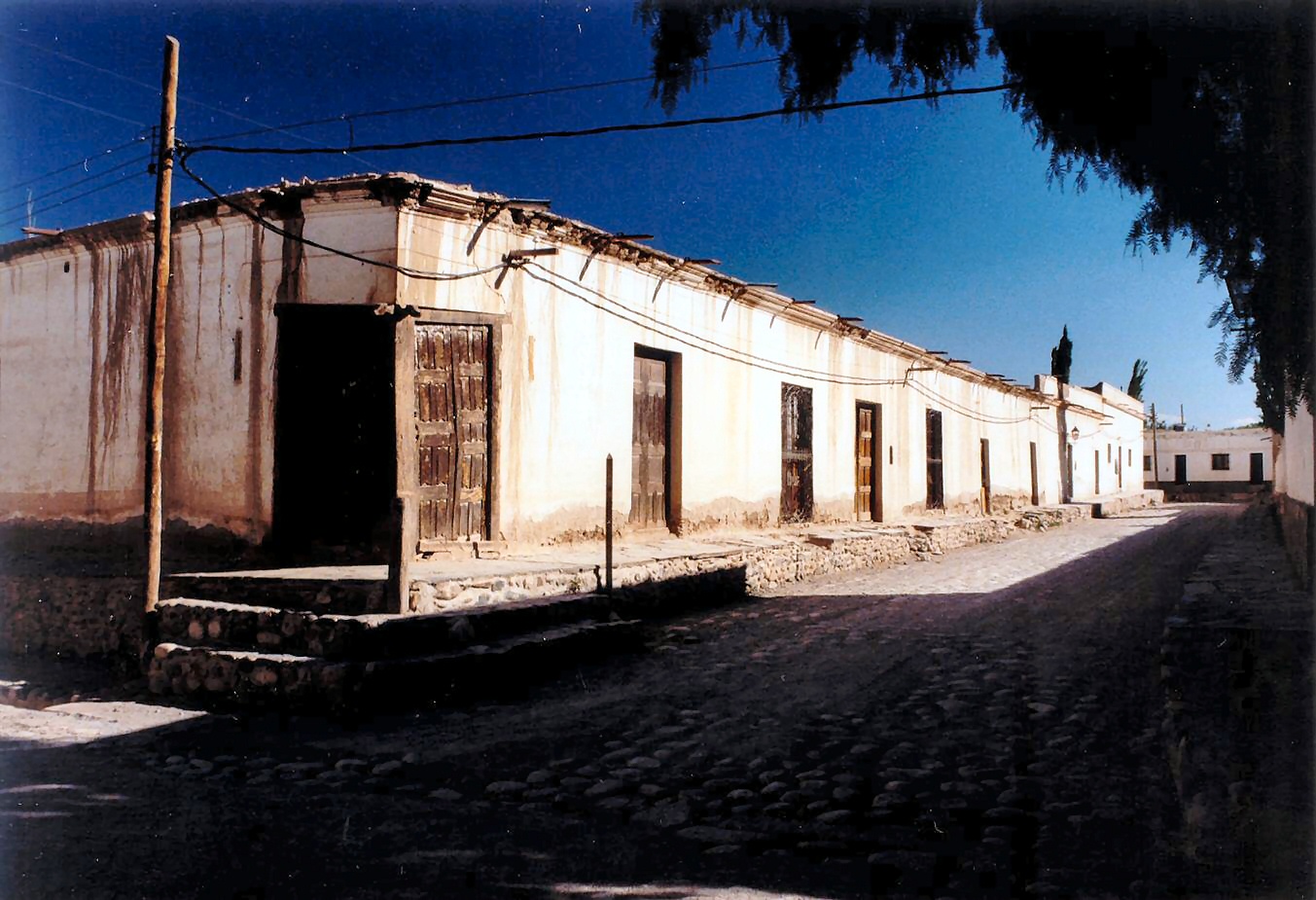 Cachi. Una típica postal colonial de este pueblo Salteño.