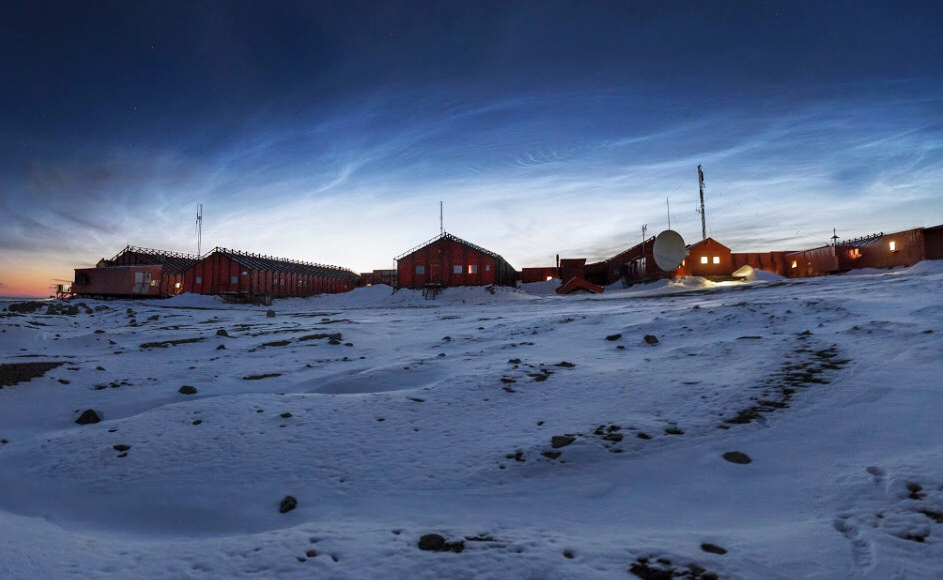 Nubes noctilucentes aparecen en la Antártida